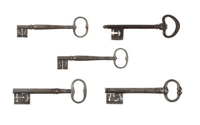 null Lot de cinq clés à pannetons découpées.
XVIIe-XVIIIe siècles.
L: entre 13 et...