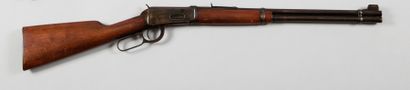 null Carabine Winchester modèle 94, calibre 30-30 WIN.
Canon rond. Crosse en noyer...