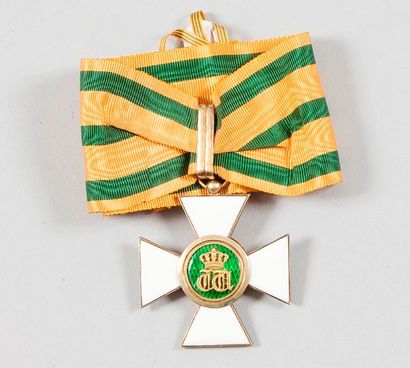 LUXEMBOURG ORDRE DE LA COURONNE DE CHÊNE, institué en 1841. 
Croix de commandeur....