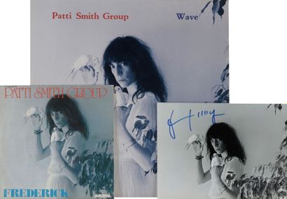 null PATTI SMITH GROUP
33 T «Wave» Label Arista AB 4221 Éditions Canada, 1979 + un...