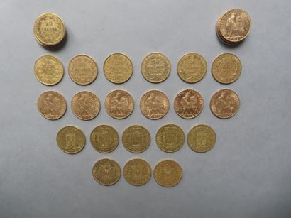 null 30 pièces de 20 francs en or dont 15 de type au coq (1902, 1904, 1906 (2), 1907,...