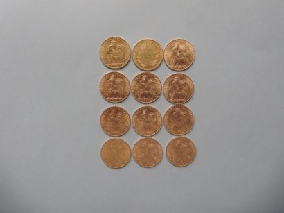 null 12 pièces de 20 francs en or dont 11 de type au coq (1907 (2), 1908, 1909 (2),...