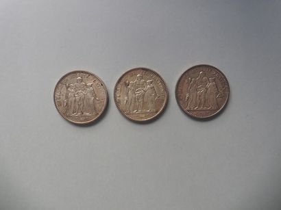 null 3 pièces de 10 francs en argent de type Hercule (1965, 1966 et 1967).
FRAIS...