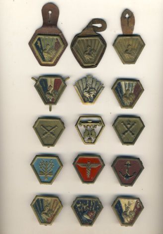 null 15 Insignes CEF dont matériel, observation d’artillerie, artillerie, état-major,...