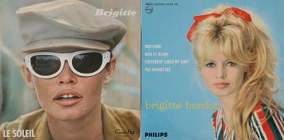 null BRIGITTE BARDOT
Lot de deux 45 T «Invitango» (1963) Label Philips et «Le soleil»...