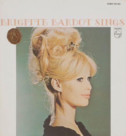 null BRIGITTE BARDOT
33 T «Sings», Label Philips PCC 604 édition U.S.A., 1963.
Pochette...