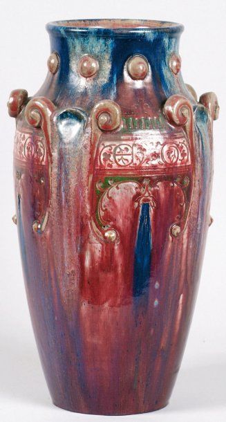 Auguste DELAHERCHE (1857-1940). Grand vase à épaulement en céramique à décor en haut...