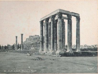 GRÈCE, C. 1880. 20 tirages albuminés (dont un panorama en dyptique) par les Frères...