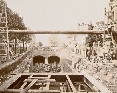 null Construction du chemin de fer métropolitain municipal de Paris. Boulevard Diderot....