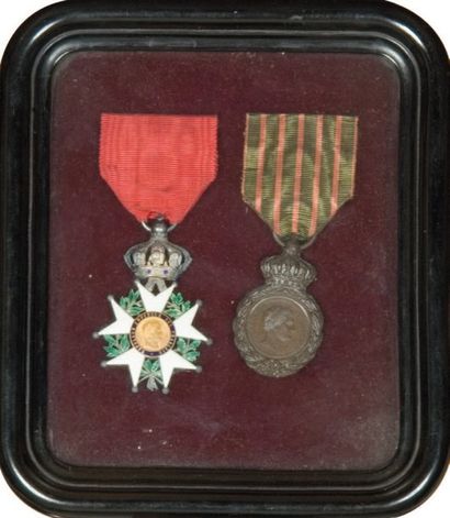 FRANCE Étoile de chevalier de la Légion d'honneur, époque Second Empire Argent et...