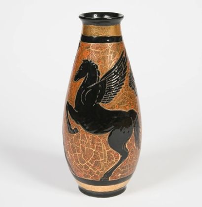 null Charles CATTEAU (1880-1966) & KÉRAMIS La Louvière
Persée et les Gorgones 
Vase...