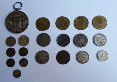 null Lot de pièces et médailles en argent et métal comprenant: 1 jeton de potier...