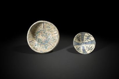 null Deux coupes en ceramique, Iran, Kachan et dit de Sultanabad, XIIIe et XIVe siècle
En...