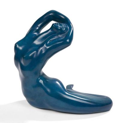 null Juliette CHOUKROUN (née en 1950)
Sirène 
Sculpture. Épreuve en bronze à patine...