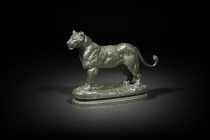 null Antoine-Louis Barye (1795-1875)
Lionne d’Algérie
Epreuve posthume en bronze...