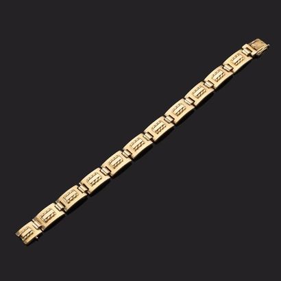 null Jean DESPRÉS (1889-1980)
Rare bracelet moderniste à onze plaques rectangulaires...