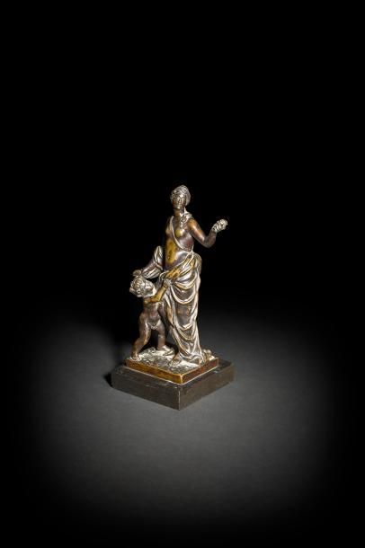 null Groupe de Venus et l’Amour en bronze à patine brune
XVIIIe siècle
H : 25 cm
Sur...