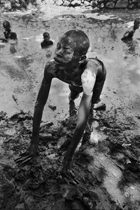 David DAMOISON (Né en 1963) Avec vous - Epi Zot (triptyque) Trois photographies noir...