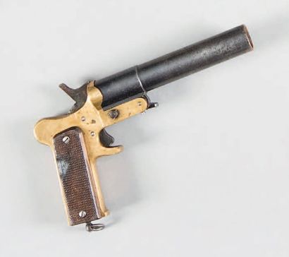 null Pistolet lance-fusée français modèle 1918, calibre 4. Canon rond. Carcasse en...