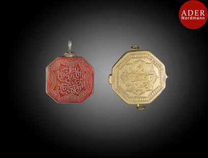 null Deux boîtes amulettes, Inde ou Afghanistan, fin XIXe - XXe siècle
Octogonales,...