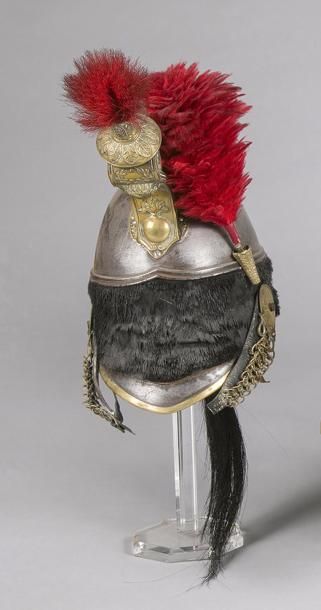 null Casque de cuirassier modèle 1845. 
Bombe en acier. Cimier à godrons à la grenade,...