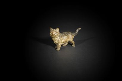null Figure de chat en bronze laqué.
Vienne, fin du XIXe-début du XXe siècle.
H :...