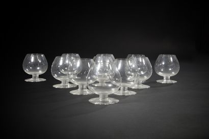 null Onze verres en cristal de Baccarat modèle Perfection.
XXe siècle (petits éclats).
H...