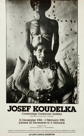 Josef Koudelka (né en 1938) Exposition à la galerie Eric Franck, 1987. Les gens du...