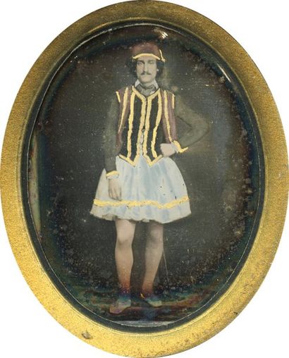 Grèce, c. 1845 Personnage en costume traditionnel grec. Rare daguerréotype 1/4 de...