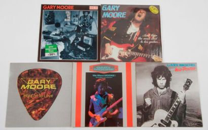 null GARY MOORE
Ensemble de 5 disques. 31 x 31 cm - 12 x 12 inches