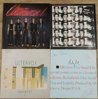 null ULTRAVOX 
Ensemble de 4 disques dont un signé par le groupe. 31 x 31 cm - 12...