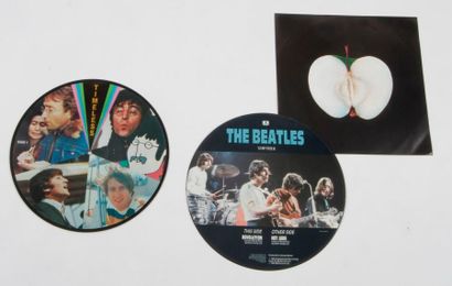 null THE BEATLES 
Ensemble de 2 pictures disques « Hey Jude » + « Timeless » Impression...