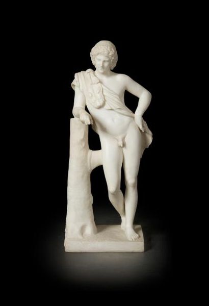 null Figure en marbre blanc représentant le Satyre au repos d’après Praxitèle, accoudé...