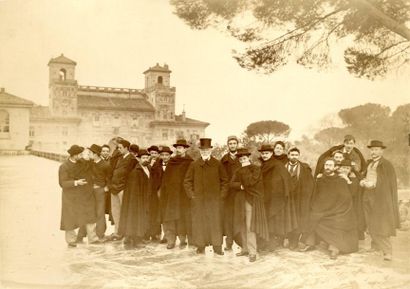 null F. Carlier et divers

École des Beaux-Arts de Paris. Eugène Guillaume au milieu...