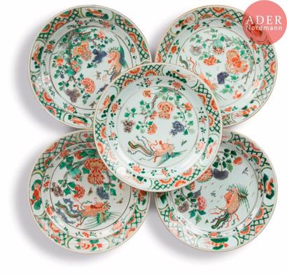 null CHINE - Époque KANGXI (1662 - 1722)
Ensemble de cinq assiettes en porcelaine...
