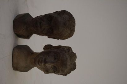 null Paire de têtes sculptées signées RANARISON