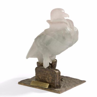 null Gilles de KERVERSAU (né en 1949) Sculpteur & DAUM Verrier
Pigeon voyageur
Sculpture....