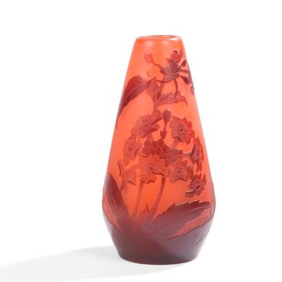 null Établissements GALLÉ (1904-1936) 
Primevères
Vase obus. Épreuve en verre multicouche...