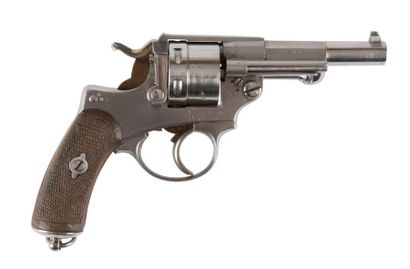 null Revolver d’ordonnance modèle 1873 S.1896, six coups, calibre 11mm-73
Carcasse...