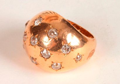 null Bague boule en or rose 18K (750 ‰), sertie de diamants de taille ancienne dans...