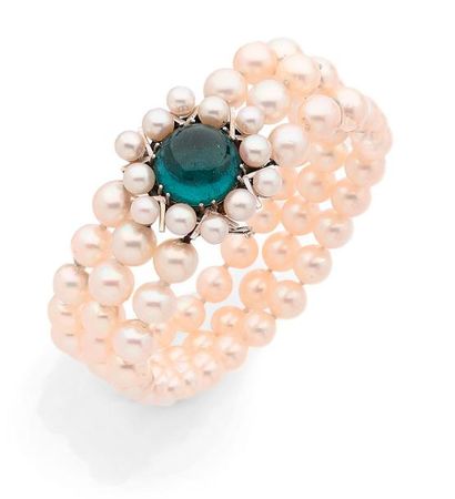 null Bracelet de 3 rangs de perles de culture, fermoir en fleur d’or gris 18K (750...