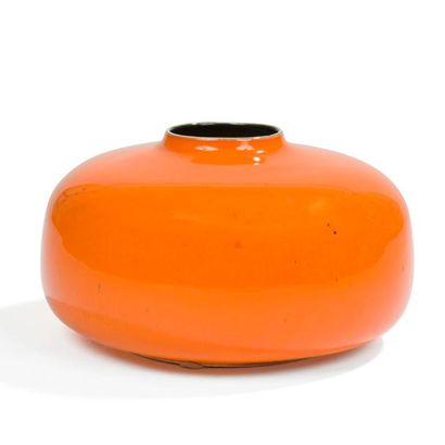 null GEORGES JOUVE (1910-1964)

Oursin, le modèle conçu vers [1959 / 60]
Vase à corps...