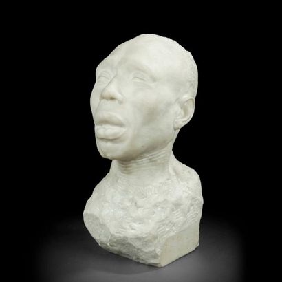 null MICHELE GABALLO (1896-1951)

Tête d’africain, 1924
Portrait sculpté.
Marbre...