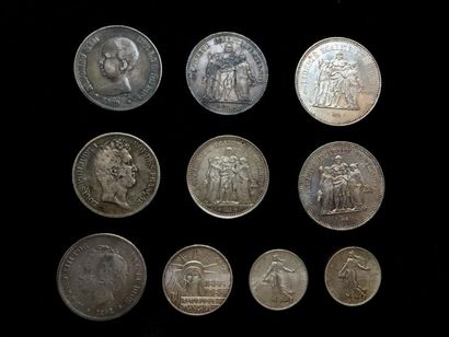 null Lot de 10 pièces en argent. - 2 pièces 5 Pesetas - 1889 et 1892 - 1 pièce 5...