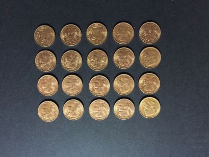 null 20 pièces de 20 Francs en or dans un sachet numéroté 2017061
- 15 pièces Type...