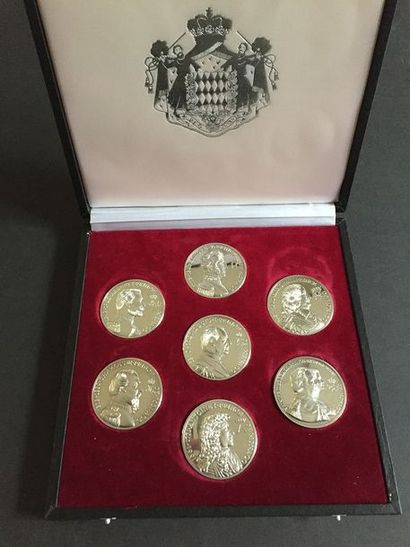 null MONACO
Ensemble de sept médailles commémoratives en argent massif (999) à l'effigie...