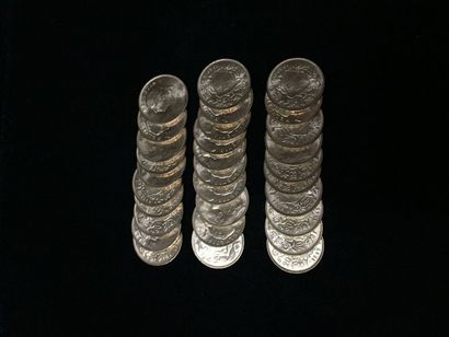 null 30 pièces de 20 Francs suisse en or. Type Vrénéli. 1949 B

Frais acheteur :...