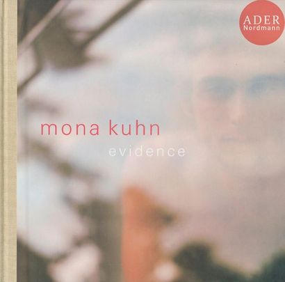 null KUHN, MONA (1969)
5 volumes, signés par Mona Kuhn.
*Mona Kuhn Photographs. Steidl,...