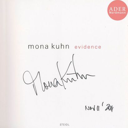 KUHN, MONA (1969) 5 volumes, signés par Mona Kuhn. *Mona Kuhn Photographs. Steidl,...