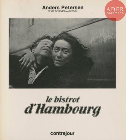 PETERSEN, ANDERS (1944) 
Le bistrot d’Hambourg.
Contrejour,...